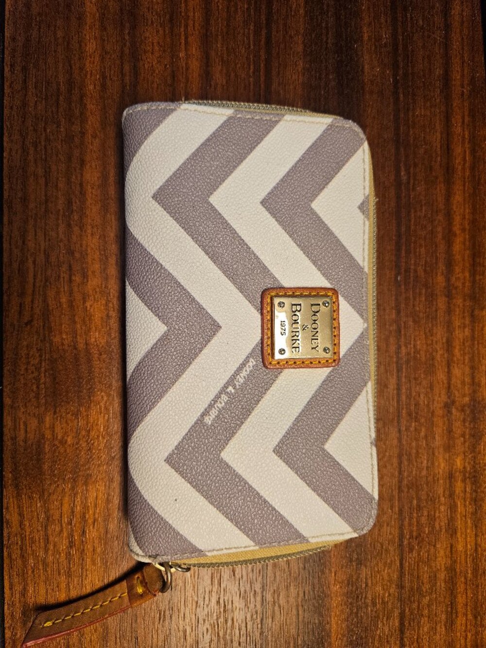 Dooney & Bourke Chevron Zip Around Wallet 7" by 4"
